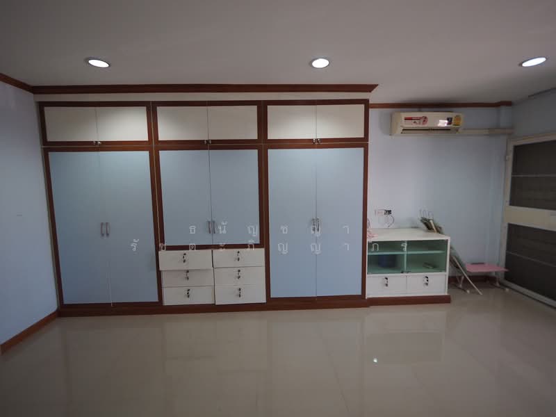 Baan Preecha 8 : บ้านปรีชา 8, กรุงเทพ, 458 ถนนหัวหมาก, หัวหมาก, บางกะปิ, กรุงเทพ, 180 ตร.ม., ทาวน์เฮ้าส์ ขาย, โดย ธนัญชญา รัชตะภิญญาภร, 500345737 - DDproperty.com