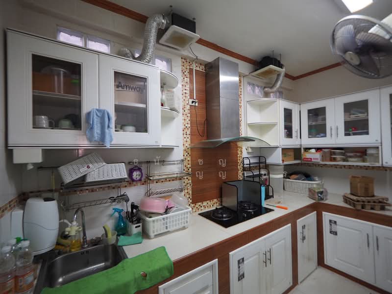 Baan Preecha 8, Bangkok, 458 Huamark Road, Hua Mak, Bang Kapi, Bangkok, 2 Bedrooms, 180 sqm, Townhouse For Sale, by Tanunchaya Ratchatapinyaporn, 500345737 - DDproperty.com