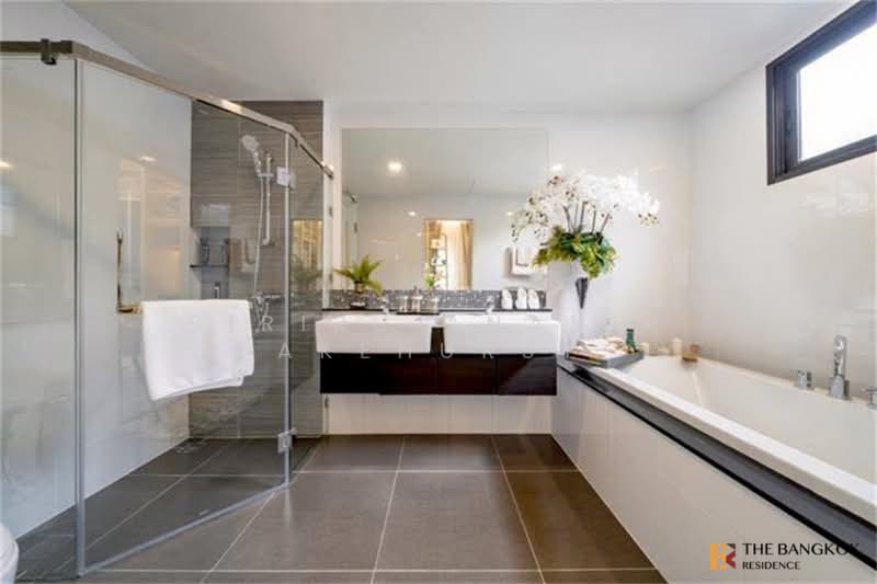 The City Ekkamai-Ladprao, Bangkok, Pradit Manutham Road, Phlapphla, Wang Thonglang, Bangkok, 4 Bedrooms, 309 sqm, Single Detached House For Sale, by Sirirut Havee Akehurst, 500345741 - DDproperty.com