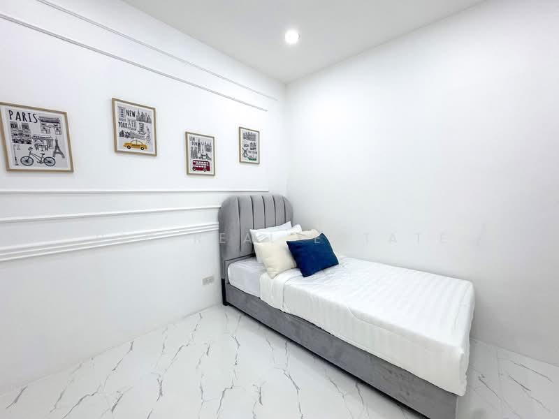Renovated Townhouse for Sale East Pattaya, Chon Buri (Pattaya), Bang Lamung, Bang Lamung (Pattaya), Chon Buri (Pattaya), 3 Bedrooms, 130 sqm, Townhouse For Sale, by PLC real estate, 500345762 - DDproperty.com