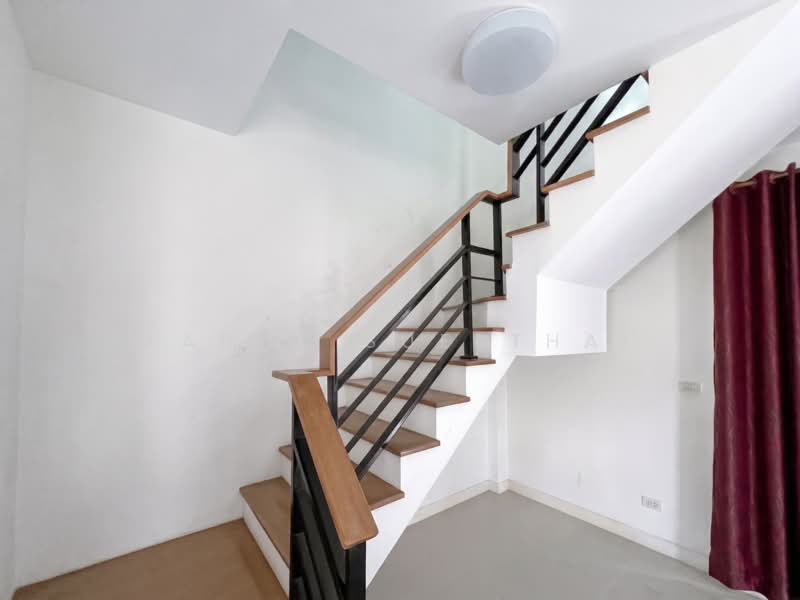 Pleno Rangsit Klong 4-Wongwaen, Pathum Thani, Rangsit-Nakhon Nayok Road, Khlong Si, Khlong Luang, Pathum Thani, 3 Bedrooms, 120 sqm, Townhouse For Sale, by Ladda Suebthai, 500345763 - DDproperty.com