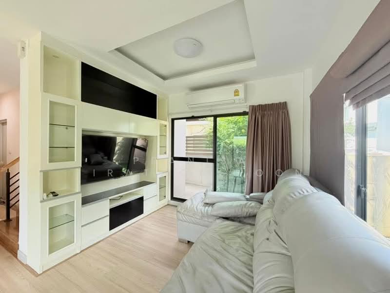 Life Bangkok Boulevard Wongwaen-Rama 9, Bangkok, Kanchanaphisek Road, Saphan Sung, Bangkok, 3 Bedrooms, 177 sqm, Single Detached House For Sale, by Pranisa Jirathongpoon, 500345781 - DDproperty.com