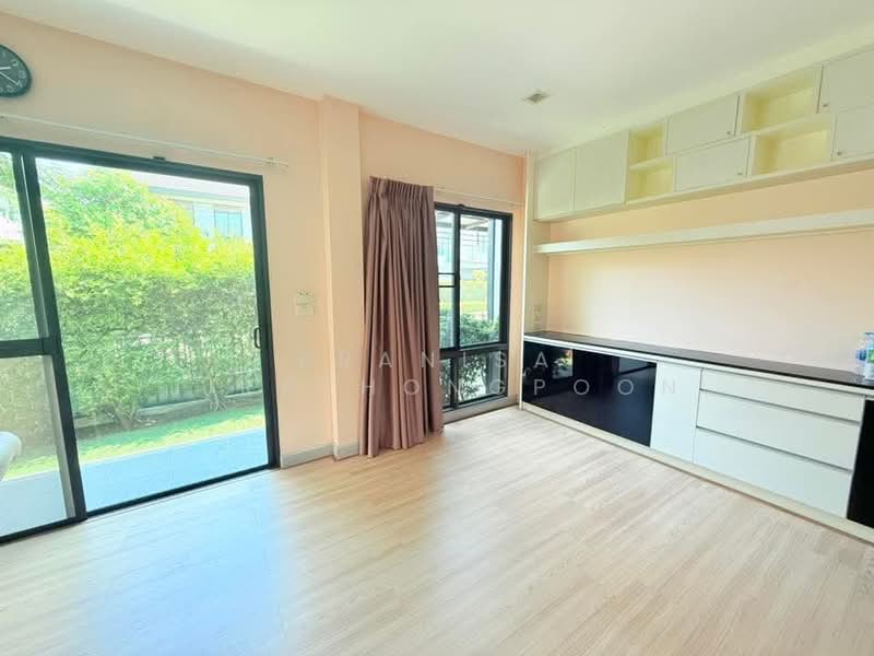 Life Bangkok Boulevard Wongwaen-Rama 9, Bangkok, Kanchanaphisek Road, Saphan Sung, Bangkok, 3 Bedrooms, 177 sqm, Single Detached House For Sale, by Pranisa Jirathongpoon, 500345781 - DDproperty.com