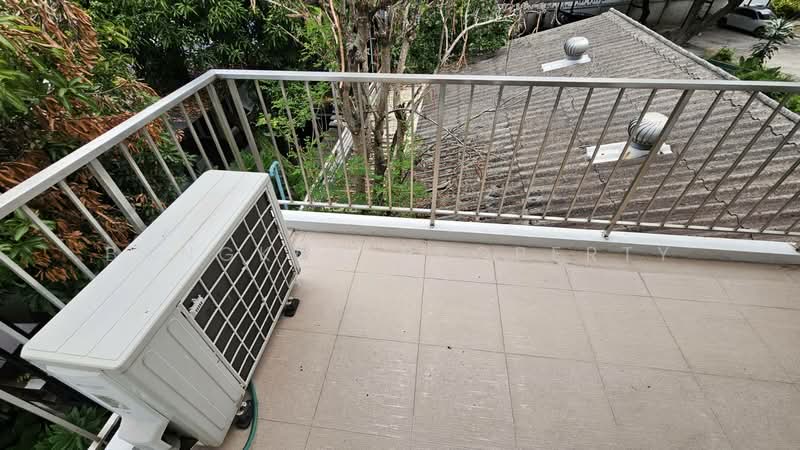 Sukhumvit 24 Home, Bangkok, Soi Methi Niwet, Sukhumvit Road, Khong Tan, Khlong Toei, Bangkok, 3 Bedrooms, 160 sqm, Condo For Rent, by BANGKOK PROPERTY AGENTS, 500345800 - DDproperty.com