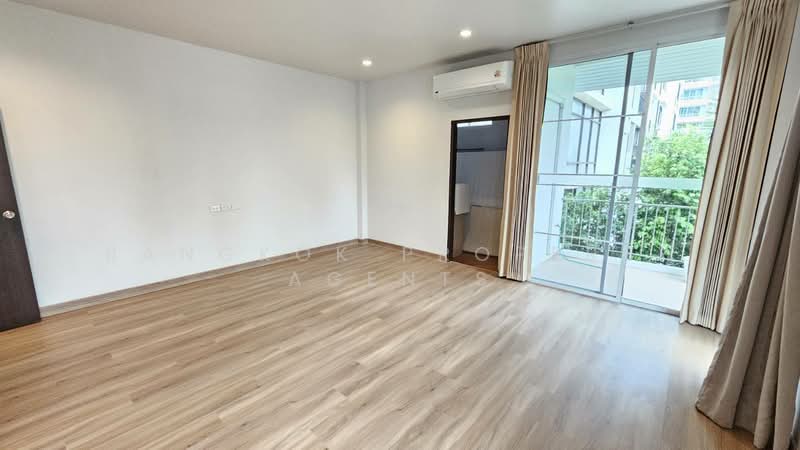 Sukhumvit 24 Home, Bangkok, Soi Methi Niwet, Sukhumvit Road, Khong Tan, Khlong Toei, Bangkok, 3 Bedrooms, 160 sqm, Condo For Rent, by BANGKOK PROPERTY AGENTS, 500345800 - DDproperty.com