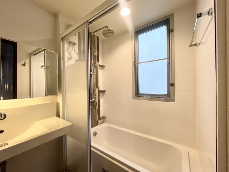 Rhythm Ratchada, Bangkok, 558 Ratchadaphisek Road, Samsen Nok, Huai Khwang, Bangkok, 2 Bedrooms, 67 sqm, Condo For Sale, by Areeya Kingwichit, 500345805 - DDproperty.com