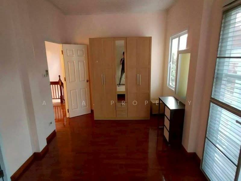 หมู่บ้าน ศรีราชาพาร์ควิว, Chon Buri (Pattaya), Surasak, Si Racha, Chon Buri (Pattaya), 3 Bedrooms, 200 sqm, Single Detached House For Sale, by A.T.A. Property, 500345810 - DDproperty.com
