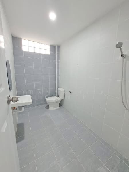 69 Taweethong 3 Phetkasem 69, Bangkok, Nong Kham, Nong Khaem, Bangkok, 3 Bedrooms, 160 sqm, Single Detached House For Sale, by Thanyathita Nalinratphokin, 500345811 - DDproperty.com