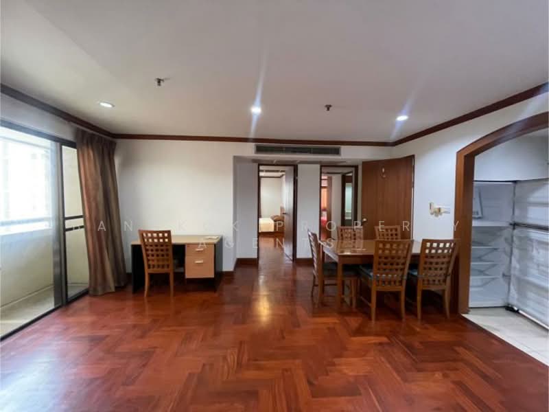 Baan Suanpetch, Bangkok, 18 Soi Sukhumvit 39, Khlong Tan Nua, Watthana, Bangkok, 2 Bedrooms, 135 sqm, Condo For Rent, by BANGKOK PROPERTY AGENTS, 500345813 - DDproperty.com
