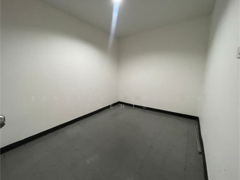 Baan Suanpetch, Bangkok, 18 Soi Sukhumvit 39, Khlong Tan Nua, Watthana, Bangkok, 2 Bedrooms, 135 sqm, Condo For Rent, by BANGKOK PROPERTY AGENTS, 500345813 - DDproperty.com