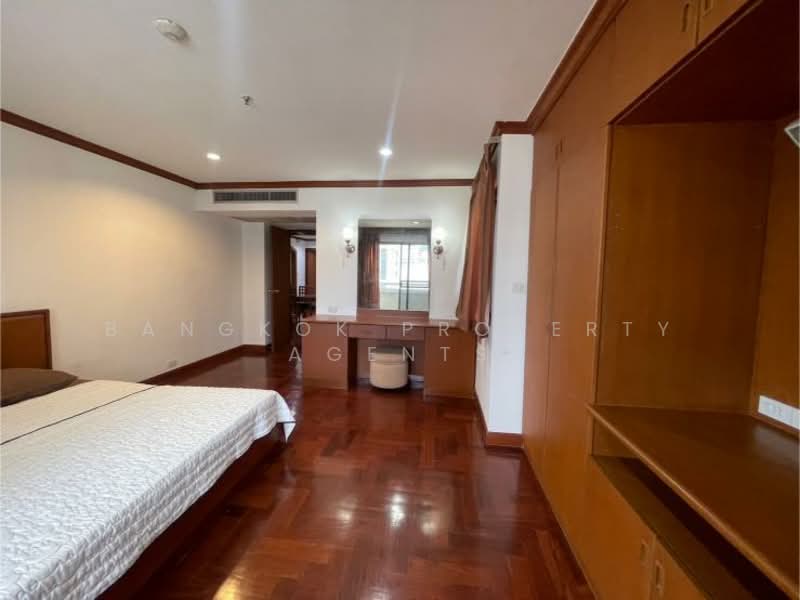 Baan Suanpetch, Bangkok, 18 Soi Sukhumvit 39, Khlong Tan Nua, Watthana, Bangkok, 2 Bedrooms, 135 sqm, Condo For Rent, by BANGKOK PROPERTY AGENTS, 500345813 - DDproperty.com