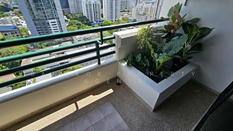 The Lanai Private Residence, Bangkok, 33 Sukhumvit 26, Khong Tan, Khlong Toei, Bangkok, 3 Bedrooms, 350 sqm, Apartment For Rent, by BANGKOK PROPERTY AGENTS, 500345830 - DDproperty.com
