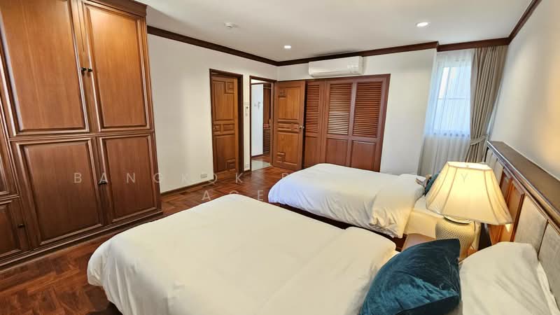 The Lanai Private Residence, Bangkok, 33 Sukhumvit 26, Khong Tan, Khlong Toei, Bangkok, 3 Bedrooms, 350 sqm, Apartment For Rent, by BANGKOK PROPERTY AGENTS, 500345830 - DDproperty.com