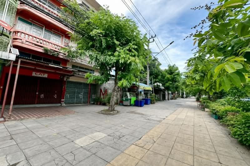 ซอยขุมทรัพย์นคร ถนนพุทธมณฑลสาย 3 แขวงศาลาธรรมสพน์ เขตทวีวัฒนา กทม. 10170, Bangkok, Sala Thammasop, Thawi Watthana, Bangkok, , 270 sqm, Shophouse For Sale, by สง่าชัย ไทรทองคำ, 500345834 - DDproperty.com