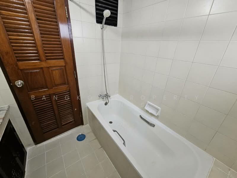 Le Premier 2, Bangkok, Soi Sukhumvit 59, Khlong Tan Nua, Watthana, Bangkok, 4 Bedrooms, 170 sqm, Condo For Rent, by BANGKOK PROPERTY AGENTS, 500345835 - DDproperty.com