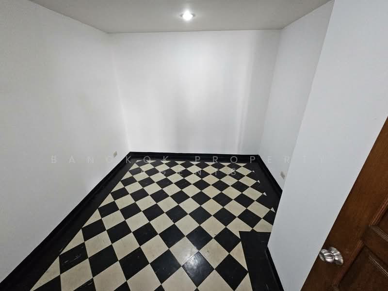 Le Premier 2, Bangkok, Soi Sukhumvit 59, Khlong Tan Nua, Watthana, Bangkok, 4 Bedrooms, 170 sqm, Condo For Rent, by BANGKOK PROPERTY AGENTS, 500345835 - DDproperty.com