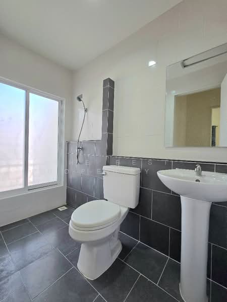 i Leaf Prime Prachauthit 90, Samut Prakan, Pracha Uthit 90, Ban Khlong Suan, Phra Samut Jadee, Samut Prakan, 4 Bedrooms, 150 sqm, Townhouse For Sale, by The Best Property ตั้งโอ๋, 500345885 - DDproperty.com