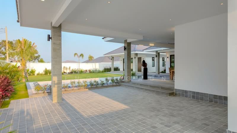 Highland Villas 3, Prachuap Khiri Khan, Hin Lek Fai, Hua Hin, Prachuap Khiri Khan, 4 Bedrooms, 270 sqm, Villa For Sale, by Benoit Gagne, 500345888 - DDproperty.com