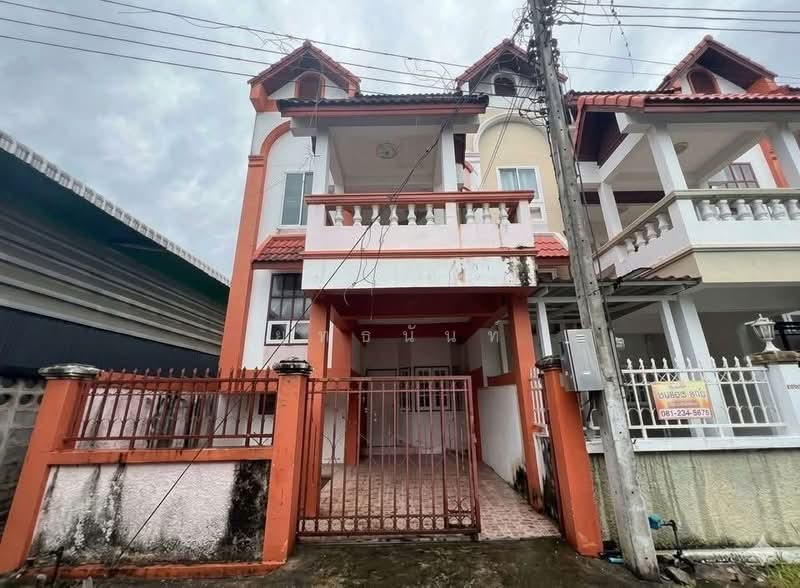 ตำบลสันกลาง อำเภอสันกำแพง เชียงใหม่, Chiang Mai, San Klang, San Kamphaeng, Chiang Mai, 3 Bedrooms, 154 sqm, Townhouse For Sale, by ยุทธนันท์, 500345902 - DDproperty.com