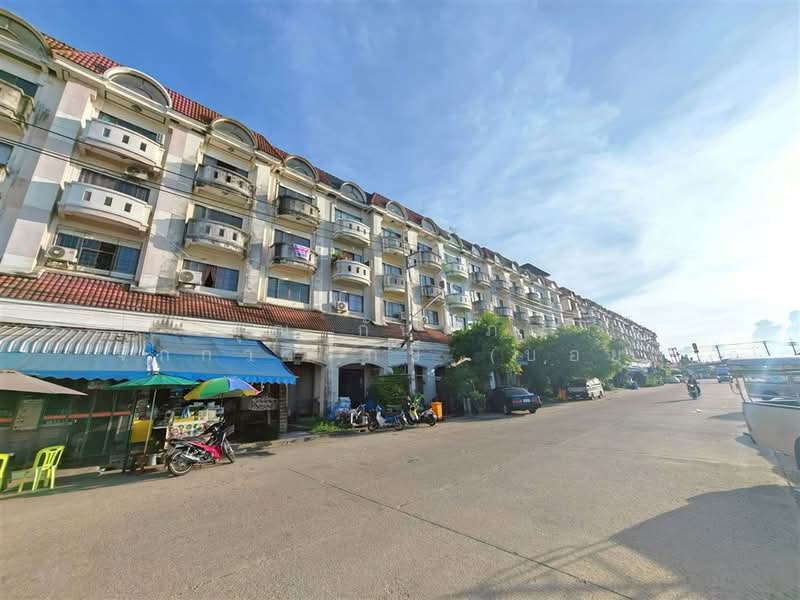 อาคารพาณิชย์ 4.5 ชั้น 23 ตร.ว. หมู่บ้านกฤษดานคร26 ( ซิตี้กอล์ฟฮิลล์ ) ใกล้โลตัส นครชัยศรี, Nakhon Pathom, ถนนเพชรเกษม, Tha Tamnak, Nakhon Chai Sri, Nakhon Pathom, , 210 sqm, Shophouse For Sale, by คุณ กันตภณ จักกาวิรักษ์ (บอย), 500345907 - DDproperty.com