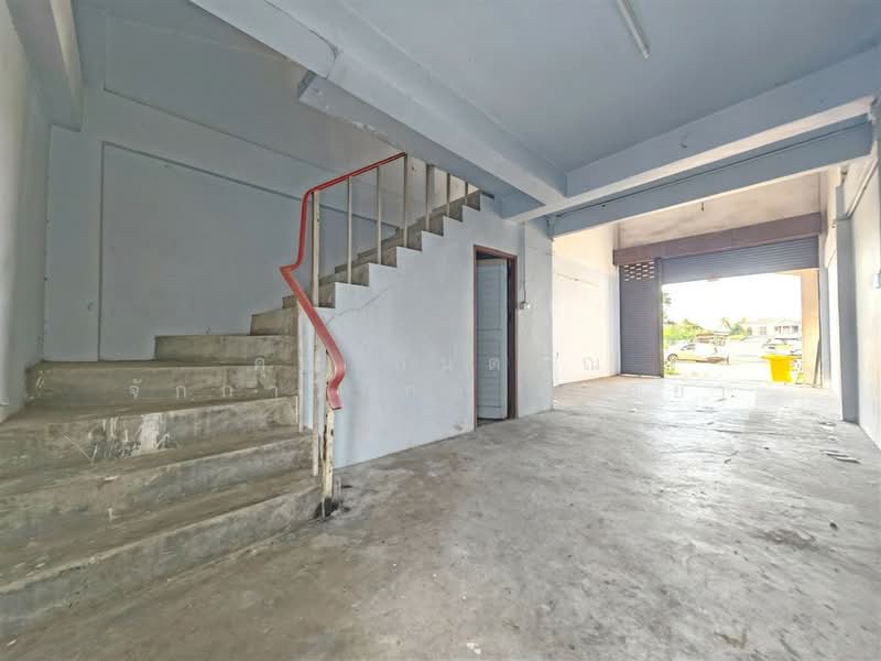 อาคารพาณิชย์ 4.5 ชั้น 22 ตร.ว. หมู่บ้านกฤษดานคร26 ( ซิตี้กอล์ฟฮิลล์ ) ใกล้โลตัสนครชัยศรี, Nakhon Pathom, ถนนเพชรเกษม, Tha Tamnak, Nakhon Chai Sri, Nakhon Pathom, , 210 sqm, Shophouse For Sale, by คุณ กันตภณ จักกาวิรักษ์ (บอย), 500345913 - DDproperty.com