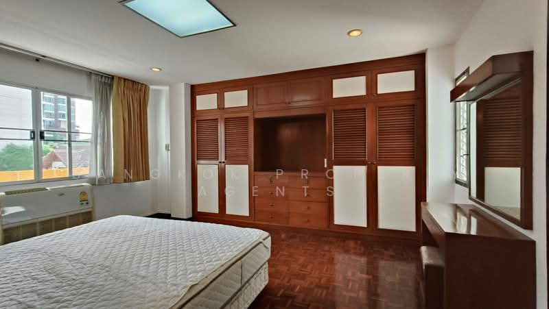 CS Villa, Bangkok, 11-1 Soi Sukhumvit 61, Khlong Tan Nua, Watthana, Bangkok, 3 Bedrooms, 250 sqm, Condo For Rent, by BANGKOK PROPERTY AGENTS, 500345916 - DDproperty.com