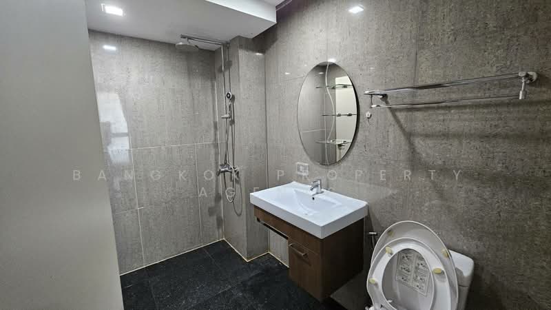 Qube Suites Sukhumvit 46, Bangkok, 30 Sukhumvit Road, Phra Kanong, Khlong Toei, Bangkok, 2 Bedrooms, 80 sqm, Condo For Rent, by BANGKOK PROPERTY AGENTS, 500345940 - DDproperty.com