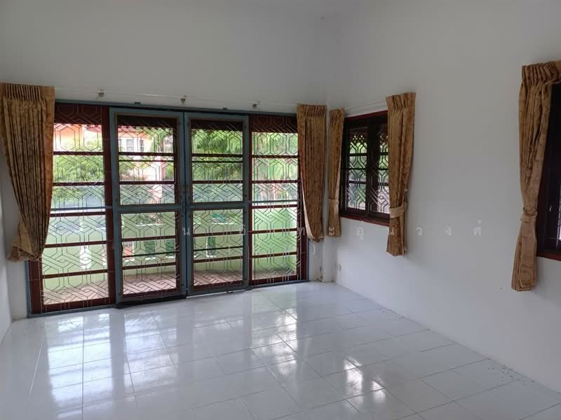 Flora Ville Park City Suwinthawong, Bangkok, Suwinthawong Road, Lam Phak Chi, Nong Chok, Bangkok, 3 Bedrooms, 250 sqm, Single Detached House For Sale, by คุณ ปั่น อินทะอุ่นวงศ์ (ปั่น), 500345945 - DDproperty.com