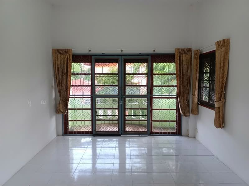 Flora Ville Park City Suwinthawong, Bangkok, Suwinthawong Road, Lam Phak Chi, Nong Chok, Bangkok, 3 Bedrooms, 250 sqm, Single Detached House For Sale, by คุณ ปั่น อินทะอุ่นวงศ์ (ปั่น), 500345945 - DDproperty.com