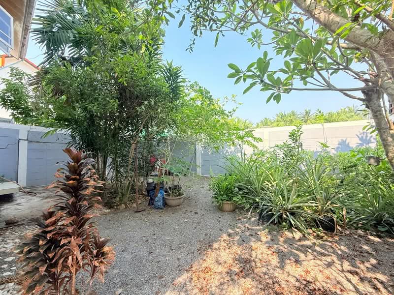 มนตรี 5 สมุทรสงคราม, Samut Songkhram, Ban Prok, Muang Samut Songkhram, Samut Songkhram, 3 Bedrooms, 150 sqm, Semi-Detached House (Twin House) For Sale, by The Best Property ดาด้า, 500345955 - DDproperty.com
