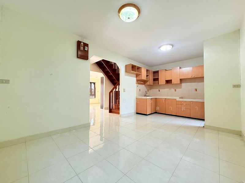 มนตรี 5 สมุทรสงคราม, Samut Songkhram, Ban Prok, Muang Samut Songkhram, Samut Songkhram, 3 Bedrooms, 150 sqm, Semi-Detached House (Twin House) For Sale, by The Best Property ดาด้า, 500345955 - DDproperty.com
