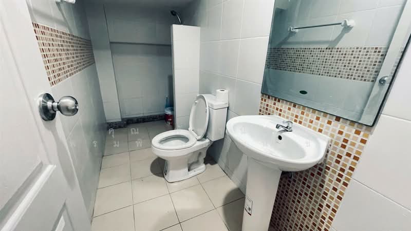 I Leaf Town Lumlukka Klong 3, Pathum Thani, Lam Luk Ka, Pathum Thani, 2 Bedrooms, 166 sqm, Townhouse For Sale, by คุณ พัชรนันท์ พรมพิทักษ์ (นัจข์), 500345958 - DDproperty.com