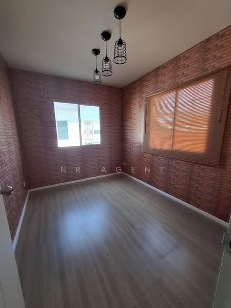 Pleno Ratchapruek-Rama 5, Nonthaburi, Bang Kruai-Sai Noi Road, Bang Krang, Muang Nonthaburi, Nonthaburi, 4 Bedrooms, 110 sqm, Townhouse For Sale, by NR AGENT, 500346015 - DDproperty.com