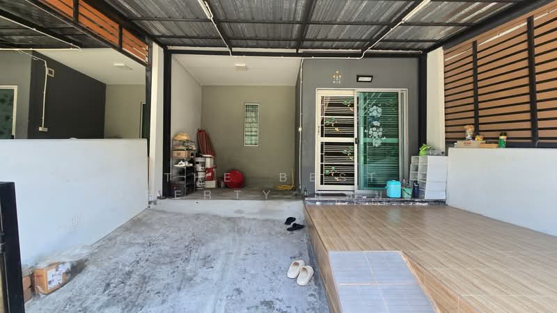 Baan Pruksa 114/2 Thaparak-Muangmai, Samut Prakan, Bang Phriang, Bang Bo, Samut Prakan, 3 Bedrooms, 100 sqm, Townhouse For Sale, by The Best Property เหมยหลิง, 500346023 - DDproperty.com