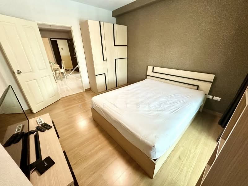 Supalai Park Ekkamai-Thonglor, Bangkok, Petchaburi Road, Bang Kapi, Huai Khwang, Bangkok, 2 Bedrooms, 75 sqm, Condo For Rent, by Agentbkk, 500346077 - DDproperty.com