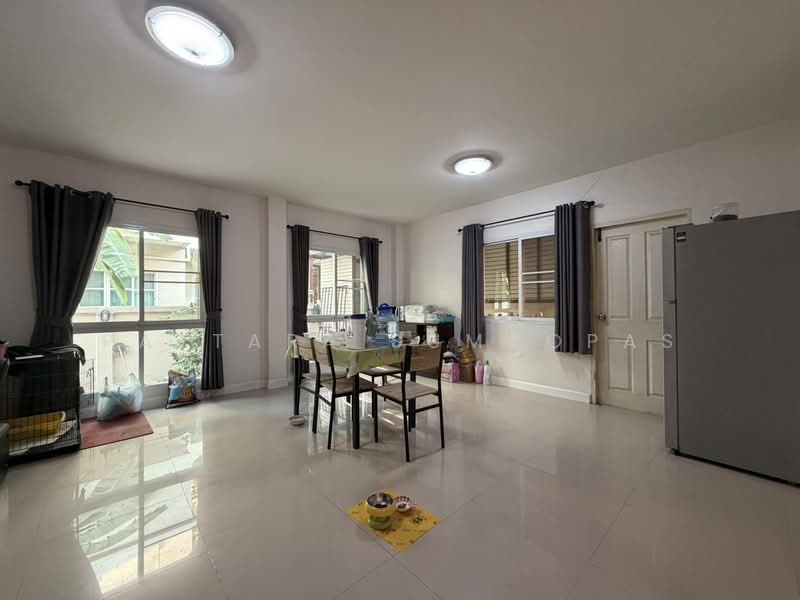 Nannarin, Pathum Thani, Sukhalaksana-Nawong Prachaphatthana Road, Lak Hok, Muang Pathum Thani, Pathum Thani, 3 Bedrooms, 177 sqm, Single Detached House For Sale, by Pattara Sumaopas, 500346113 - DDproperty.com