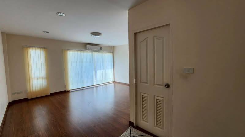 Setthee Villa Sanambinnam, Nonthaburi, สนามบินน้ำ, Tha-Sai, Muang Nonthaburi, Nonthaburi, 4 Bedrooms, 190 sqm, Townhouse For Sale, by Faye, 500346115 - DDproperty.com