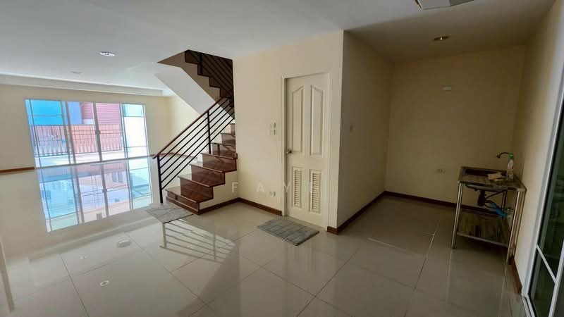 Setthee Villa Sanambinnam, Nonthaburi, สนามบินน้ำ, Tha-Sai, Muang Nonthaburi, Nonthaburi, 4 Bedrooms, 190 sqm, Townhouse For Sale, by Faye, 500346115 - DDproperty.com