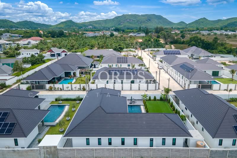 Highland Villas 3, Prachuap Khiri Khan, Hin Lek Fai, Hua Hin, Prachuap Khiri Khan, 4 Bedrooms, 250 sqm, Villa For Sale, by Mark Puttkammer, 500346146 - DDproperty.com