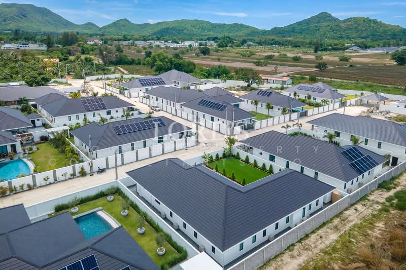 Highland Villas 3, Prachuap Khiri Khan, Hin Lek Fai, Hua Hin, Prachuap Khiri Khan, 4 Bedrooms, 250 sqm, Villa For Sale, by Mark Puttkammer, 500346146 - DDproperty.com