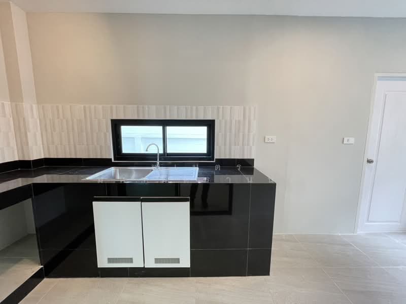 Perfect Place Ramkhamhaeng 164, Bangkok, Soi Ramkhamhaeng 164, Saphan Sung, Bangkok, 4 Bedrooms, 115 sqm, Single Detached House For Sale, by พเนตร มหามิตรานนท์, 500346155 - DDproperty.com