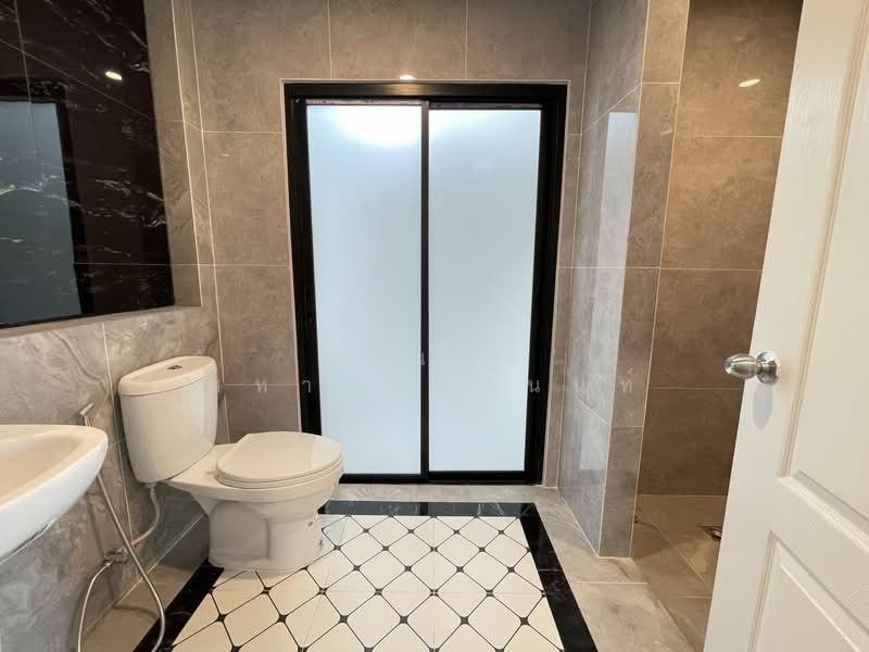 Perfect Place Ramkhamhaeng 164, Bangkok, Soi Ramkhamhaeng 164, Saphan Sung, Bangkok, 4 Bedrooms, 115 sqm, Single Detached House For Sale, by พเนตร มหามิตรานนท์, 500346155 - DDproperty.com