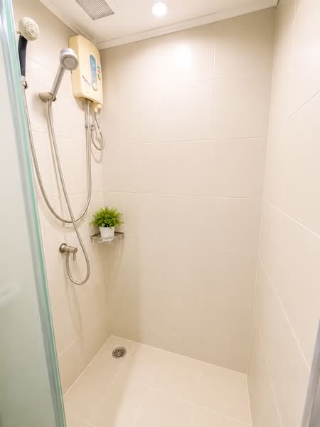 Lumpini Ville La Salle-Bearing, Bangkok, Sukhumvit 105 Road, Bang Na, Bangkok, 2 Bedrooms, 56 sqm, Condo For Rent, by Anyaporn Srikanlayanabut, 500346178 - DDproperty.com