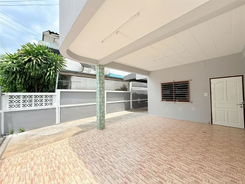 บ้านคู่ขวัญหรรษา 3-4 (Baan Khu Khwan Hansa 3-4 ), Samut Sakhon, ถนนเพชรเกษม, Suan Luang, Krathum Baen, Samut Sakhon, 2 Bedrooms, 130 sqm, Semi-Detached House (Twin House) For Sale, by คุณ ภัควรินธร อัครศักดิ์ปัญญา (แนน), 500346198 - DDproperty.com
