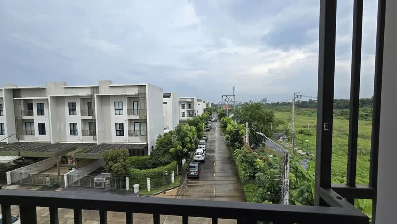 Villa Albero Rama 9 : วิลลา อาเบลโล่ พระราม 9, กรุงเทพ, ถนนกรุงเทพกรีฑา, สะพานสูง, กรุงเทพ, 177 ตร.ม., ทาวน์เฮ้าส์ ให้เช่า, โดย HOME Real Estate Service, 500346261 - DDproperty.com