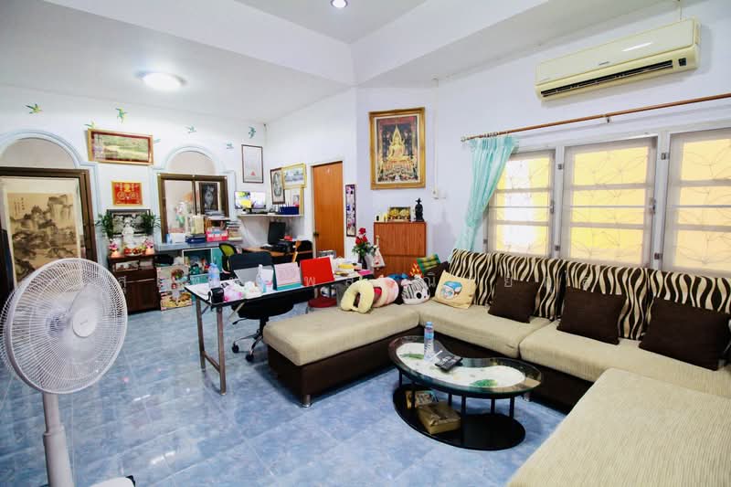 Price Reduced to 1.99 Million Baht! Detached House on 61 sq.wah near Robinson Ban Chang, Rayong, สุขุมวิท, Ban Zhang, Ban Chang, Rayong, 3 Bedrooms, 150 sqm, Single Detached House For Sale, by สุเทพ พสุวณิชย์กุล, 500346270 - DDproperty.com