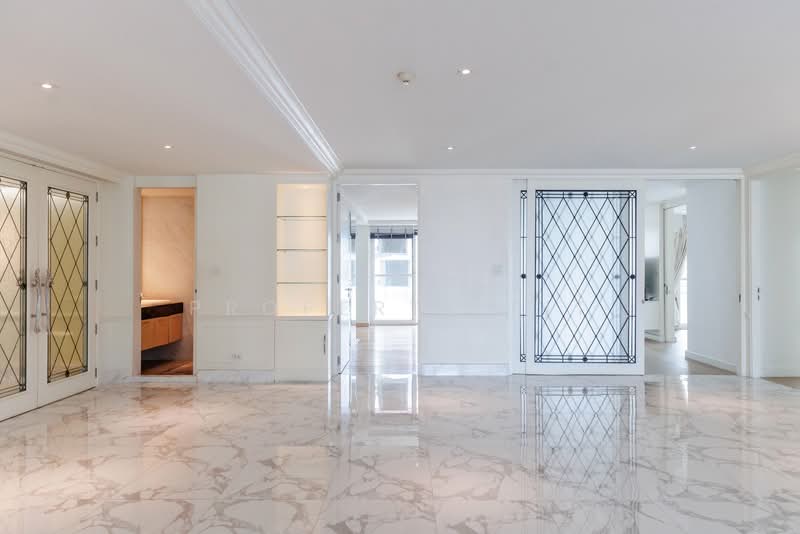 Wattana Heights, Bangkok, Sukhumvit Road, Khlongtoei Nua, Watthana, Bangkok, 4 Bedrooms, 336 sqm, Condo For Rent, by Property Fit, 500346283 - DDproperty.com