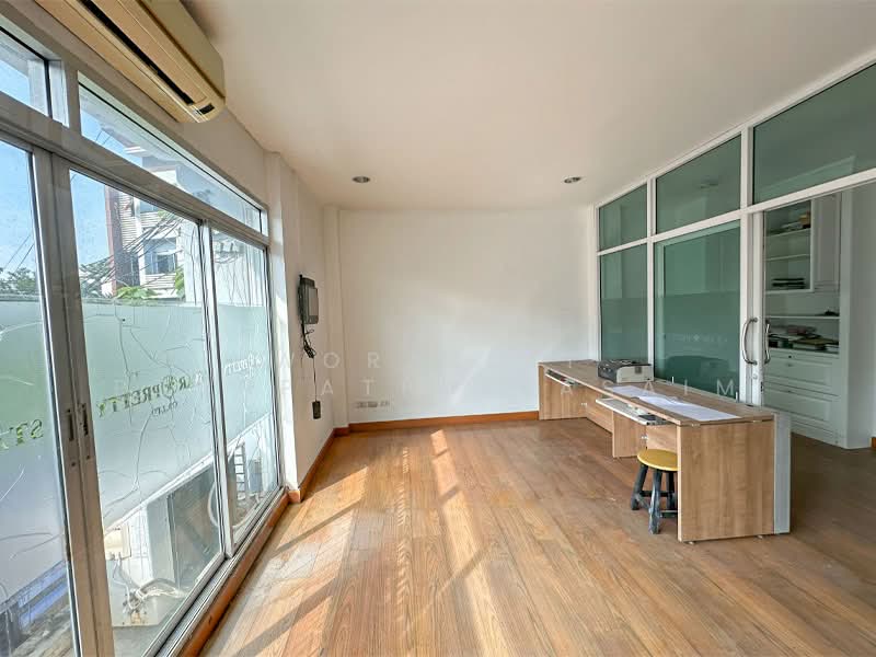 BIZTOWN LADPRAW 79/1 HOME OFFICE, Bangkok, ลาดพร้าว, Khlong Chaokhun Sing, Wang Thonglang, Bangkok, , 260 sqm, Shophouse For Sale, by Worazett pornpatpulkasaim, 500346303 - DDproperty.com