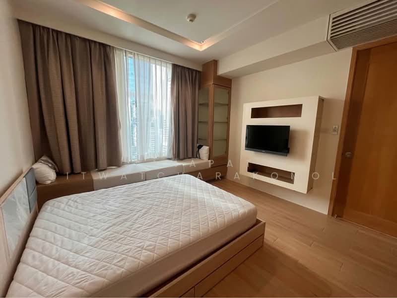 The Empire Place, Bangkok, 88 Narathiwatratchanakharin Road, Thung Maha Mek, Sathon, Bangkok, 1 Bedroom, 65 sqm, Condo For Rent, by Tanapat Jitwatcharakomol, 500346304 - DDproperty.com