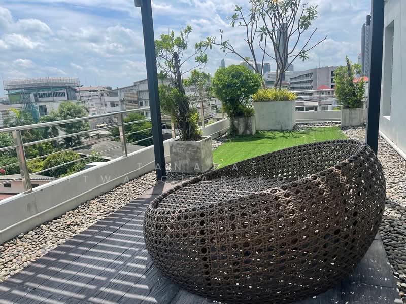 Flawless Sathorn Residence, Bangkok, 6 Soi Sathorn 15, Yan Nawa, Sathon, Bangkok, 1 Bedroom, 25 sqm, Condo For Sale, by Tanapat Jitwatcharakomol, 500346323 - DDproperty.com